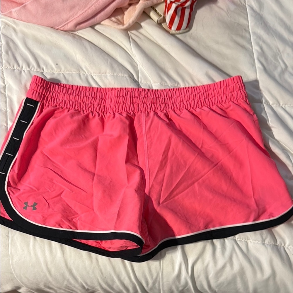 SALE☘️Under Armour Pink Athletic Running Shorts